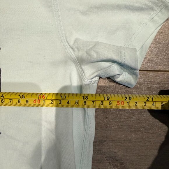 Lululemon Light Blue T-shirt (Size 4 Great Condition) - Picture 5 of 9